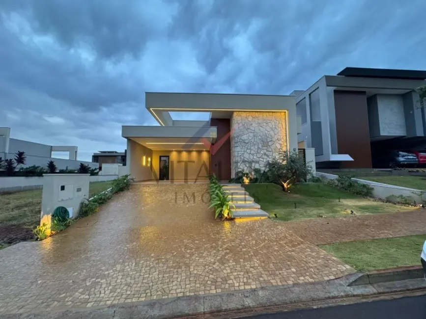 Foto 1 de Casa com 3 quartos à venda, 220m2 em Ribeirao Preto - SP