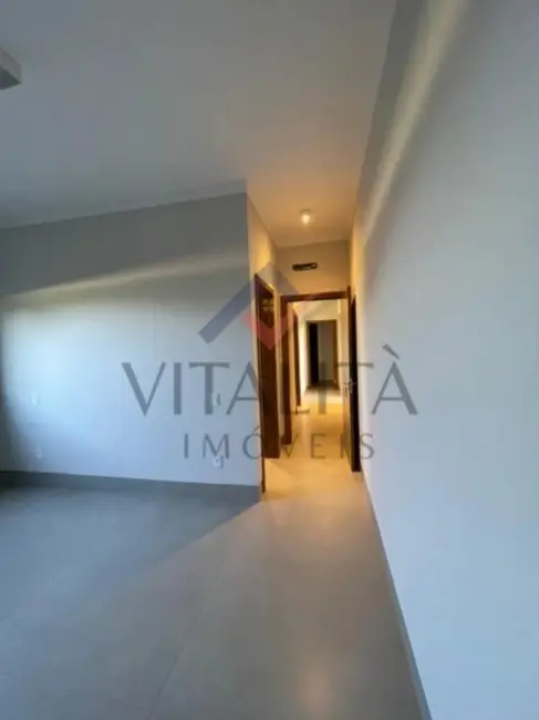Foto 2 de Casa com 3 quartos à venda, 300m2 em Ribeirao Preto - SP
