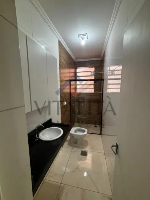 Apartamento com 4 quartos para alugar, 127m2 em Centro, Ribeirao Preto - SP - imagem 9 Foto 9 de Apartamento com 4 quartos para alugar, 127m2 em Centro, Ribeirao Preto - SP
