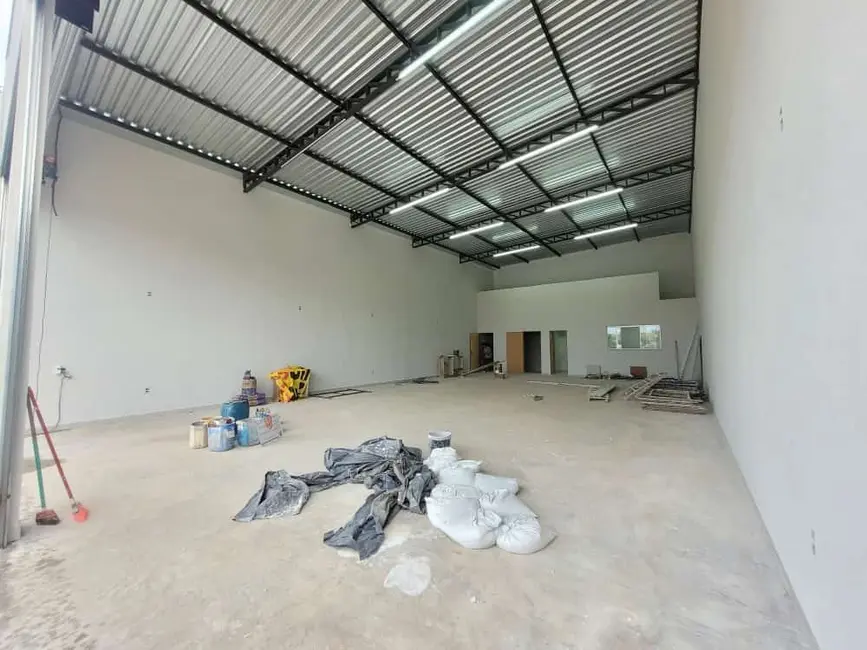 Armazém / Galpão à venda, 187m2 em Parque Real, Pouso Alegre - MG - imagem 4 Foto 4 de Armazém / Galpão à venda, 187m2 em Parque Real, Pouso Alegre - MG