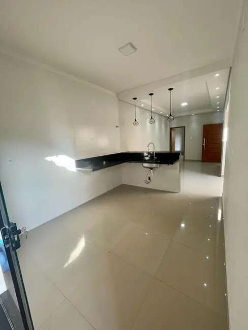 Foto 4 de Casa com 2 quartos à venda, 88m2 em Pouso Alegre - MG
