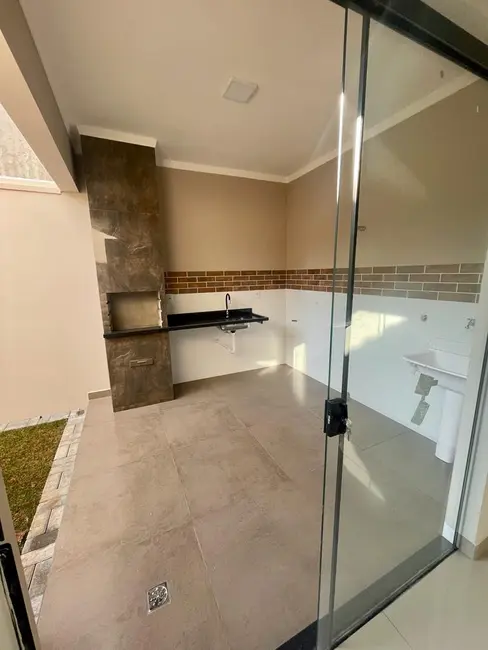 Foto 9 de Casa com 2 quartos à venda, 88m2 em Pouso Alegre - MG