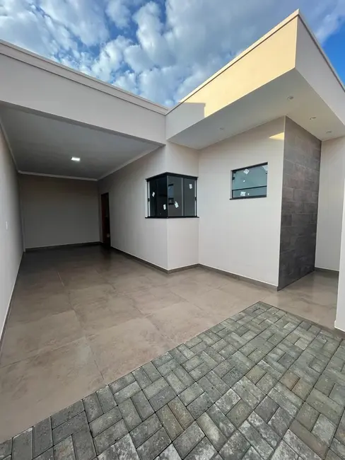 Foto 1 de Casa com 2 quartos à venda, 88m2 em Pouso Alegre - MG