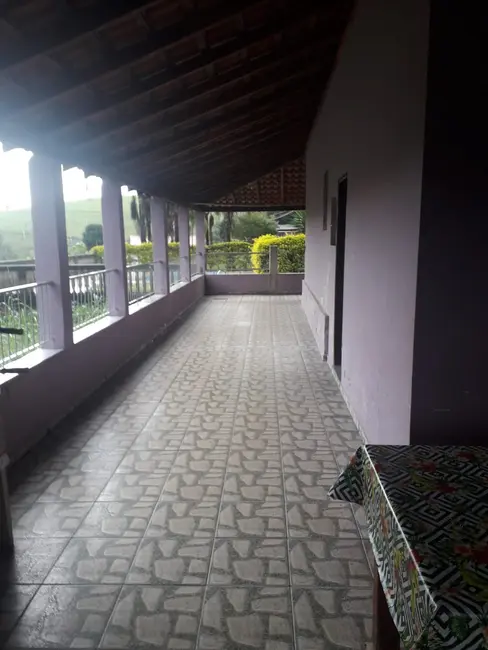 Foto 4 de Chácara com 3 quartos à venda em Congonhal - MG