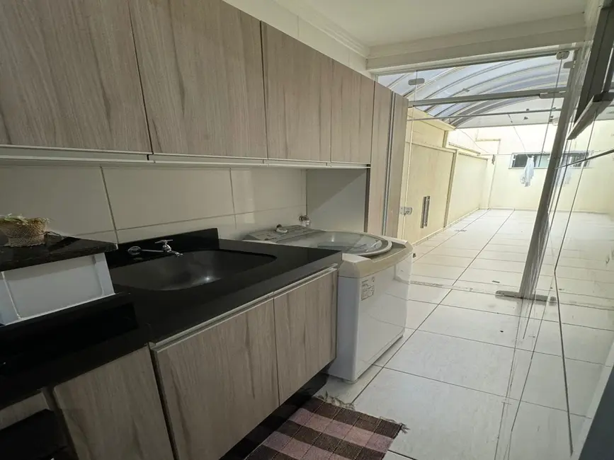 Foto 3 de Apartamento com 3 quartos à venda, 94m2 em Foch I, Pouso Alegre - MG