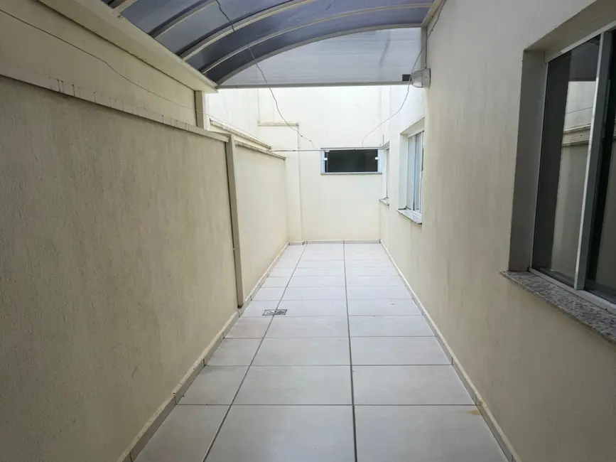 Foto 4 de Apartamento com 3 quartos à venda, 94m2 em Foch I, Pouso Alegre - MG