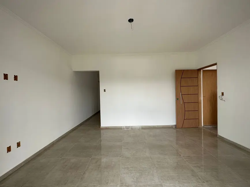 Casa com 3 quartos à venda, 10m2 em Pousada do Sol, Pouso Alegre - MG - imagem 3 Foto 3 de Casa com 3 quartos à venda, 10m2 em Pousada do Sol, Pouso Alegre - MG