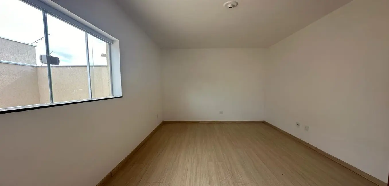 Foto 5 de Casa com 3 quartos à venda, 75m2 em São Carlos, Pouso Alegre - MG