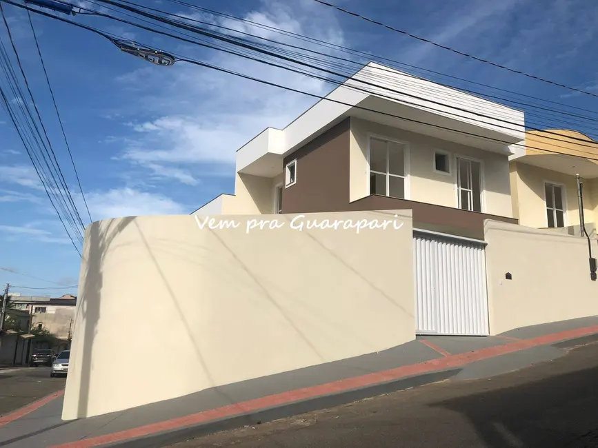 Casa com 3 quartos à venda, 150m2 em Ipiranga, Guarapari - ES - imagem 2 Foto 2 de Casa com 3 quartos à venda, 150m2 em Ipiranga, Guarapari - ES