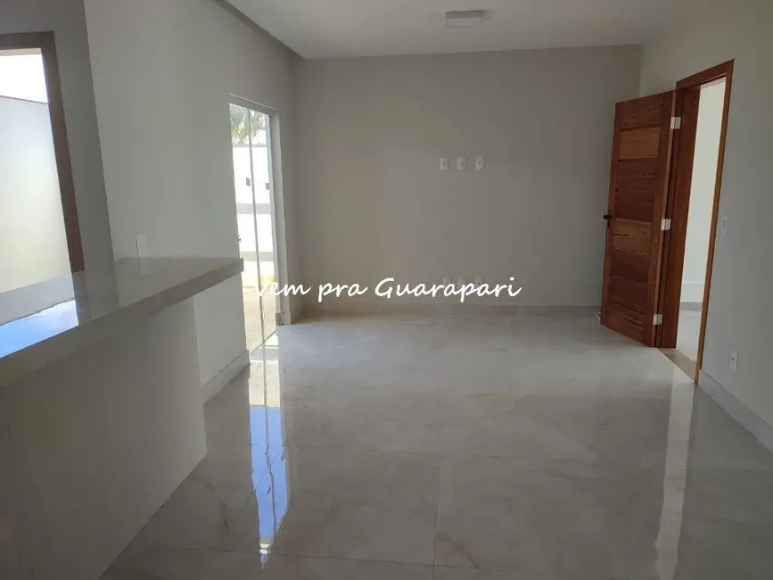 Foto 2 de Casa com 2 quartos à venda, 80m2 em Itapebussu, Guarapari - ES