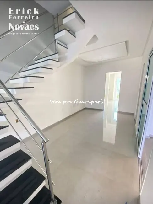 Sobrado com 3 quartos à venda, 100m2 em Praia do Morro, Guarapari - ES - imagem 3 Foto 3 de Sobrado com 3 quartos à venda, 100m2 em Praia do Morro, Guarapari - ES