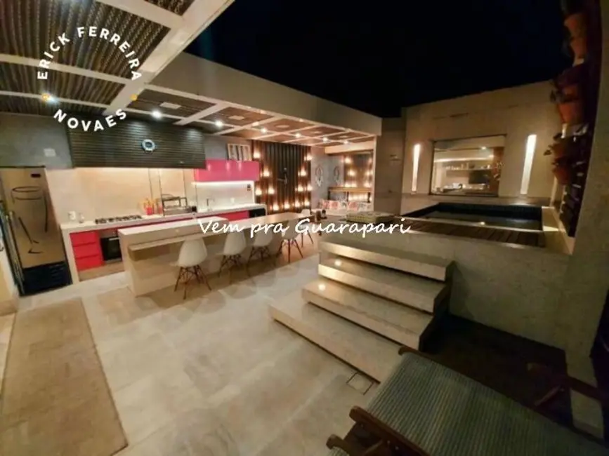 Cobertura com 4 quartos à venda, 232m2 em Centro, Guarapari - ES - imagem 3 Foto 3 de Cobertura com 4 quartos à venda, 232m2 em Centro, Guarapari - ES