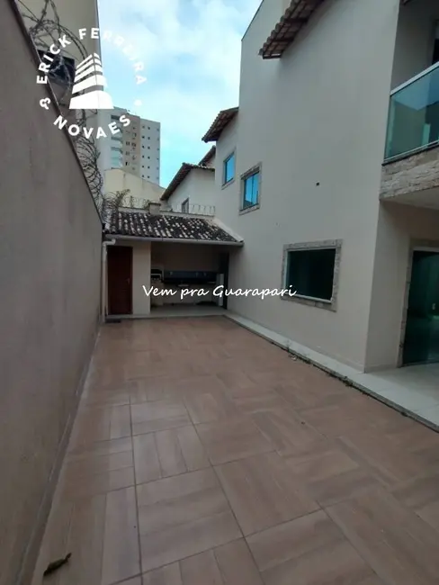 Sobrado com 3 quartos à venda em Praia do Morro, Guarapari - ES - imagem 3 Foto 3 de Sobrado com 3 quartos à venda em Praia do Morro, Guarapari - ES