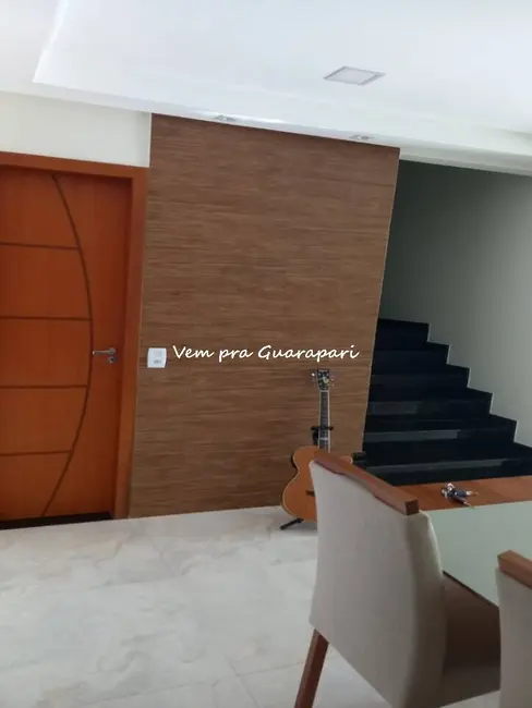 Sobrado com 3 quartos à venda, 200m2 em Itapebussu, Guarapari - ES - imagem 5 Foto 5 de Sobrado com 3 quartos à venda, 200m2 em Itapebussu, Guarapari - ES
