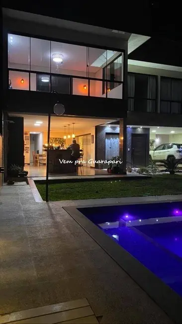 Sobrado com 4 quartos à venda, 300m2 em Perocão, Guarapari - ES - imagem 3 Foto 3 de Sobrado com 4 quartos à venda, 300m2 em Perocão, Guarapari - ES