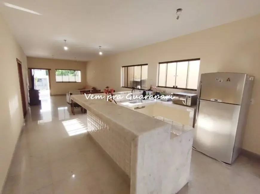 Foto 3 de Casa com 4 quartos à venda, 210m2 em Enseada Azul, Guarapari - ES