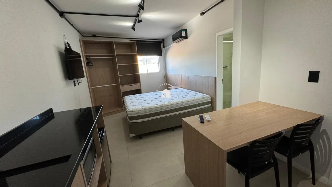 Apartamento com 1 quarto para alugar, 28m2 em Centro, Pomerode - SC - imagem 1 Foto 1 de Apartamento com 1 quarto para alugar, 28m2 em Centro, Pomerode - SC