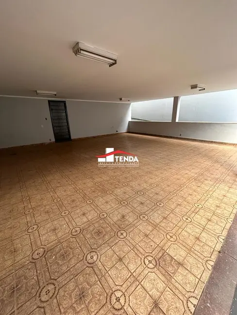 Foto 2 de Casa com 3 quartos à venda, 280m2 em Vila Santo Antônio, Franca - SP