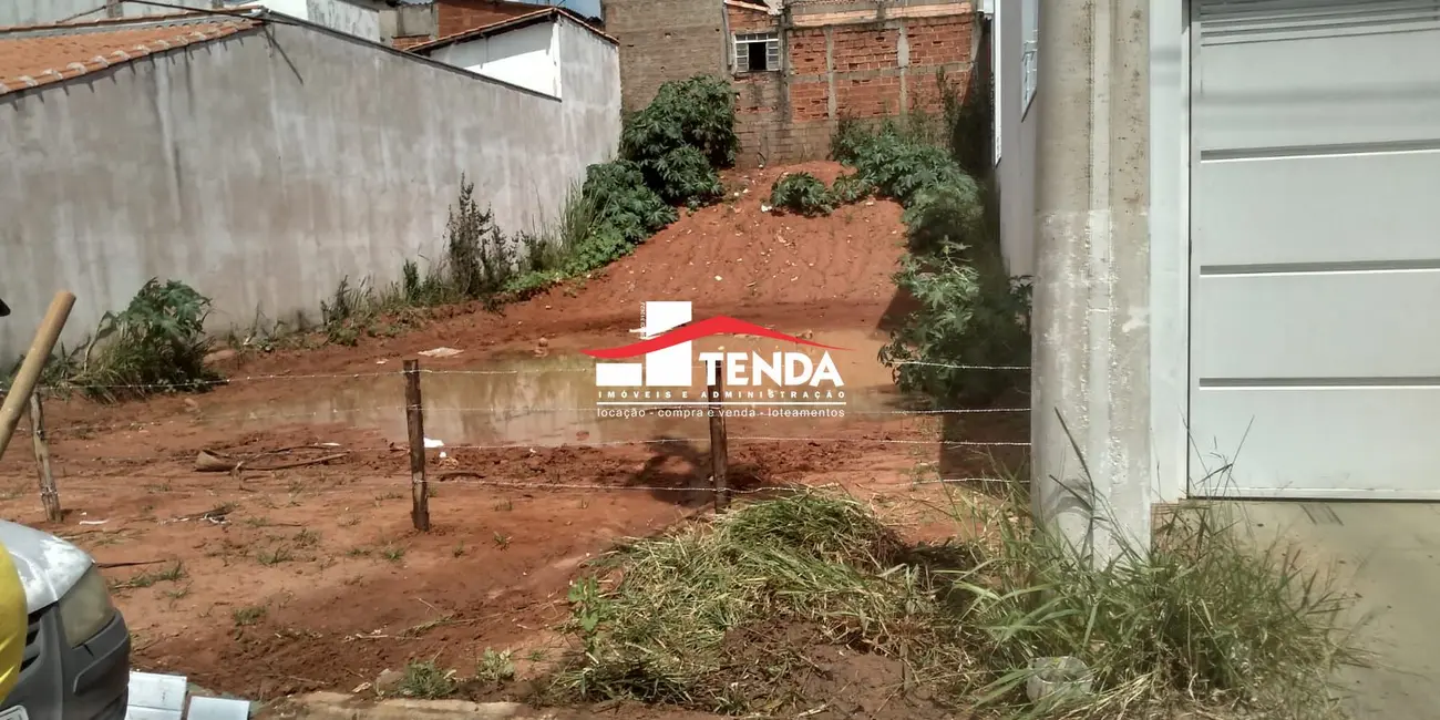 Foto 1 de Terreno / Lote à venda, 250m2 em Centro, Cristais Paulista - SP