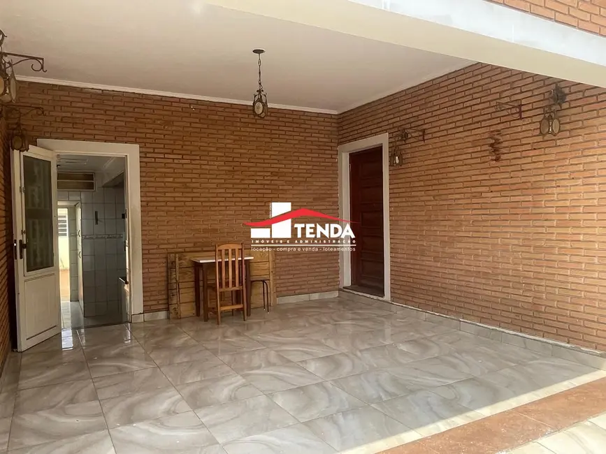 Foto 2 de Casa com 3 quartos à venda, 184m2 em Jardim Roselândia, Franca - SP