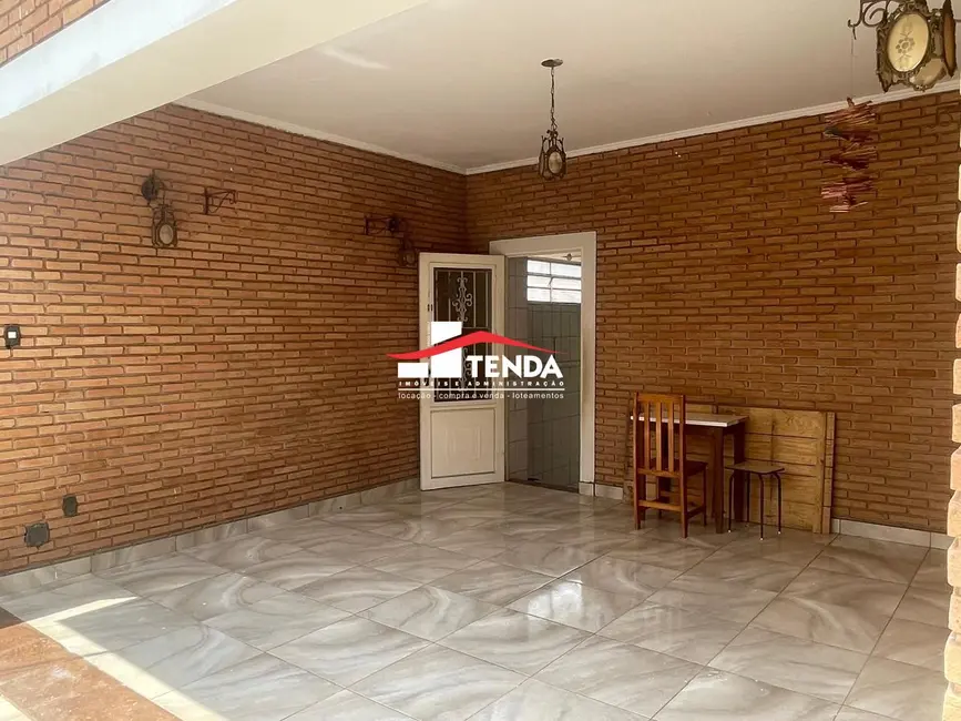 Foto 1 de Casa com 3 quartos à venda, 184m2 em Jardim Roselândia, Franca - SP