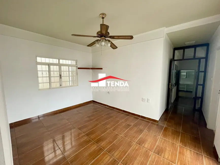 Foto 4 de Casa com 3 quartos para alugar, 185m2 em Cidade Nova, Franca - SP