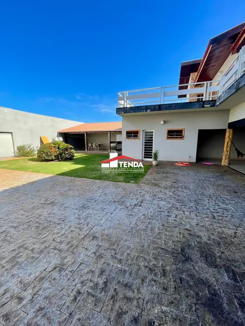 Foto 2 de Casa com 5 quartos para alugar, 440m2 em São Joaquim, Franca - SP