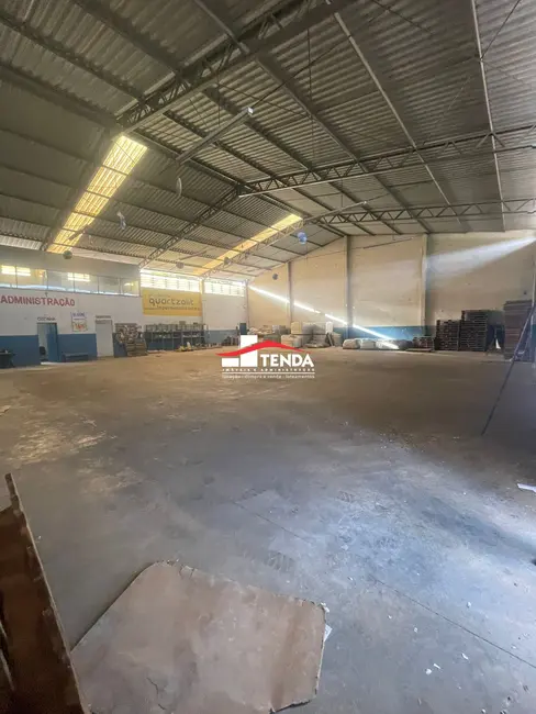 Foto 4 de Armazém / Galpão com 1 quarto para alugar, 524m2 em Franca - SP