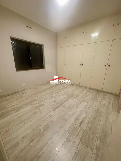 Foto 2 de Sala Comercial com 1 quarto para alugar, 15m2 em Centro, Franca - SP