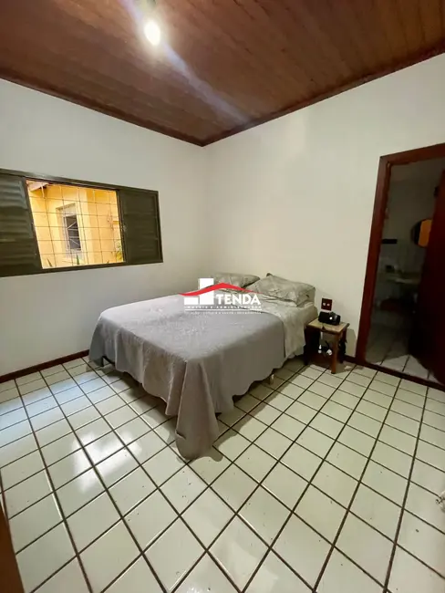 Casa com 3 quartos à venda, 141m2 em Centro, Franca - SP - imagem 9 Foto 9 de Casa com 3 quartos à venda, 141m2 em Centro, Franca - SP