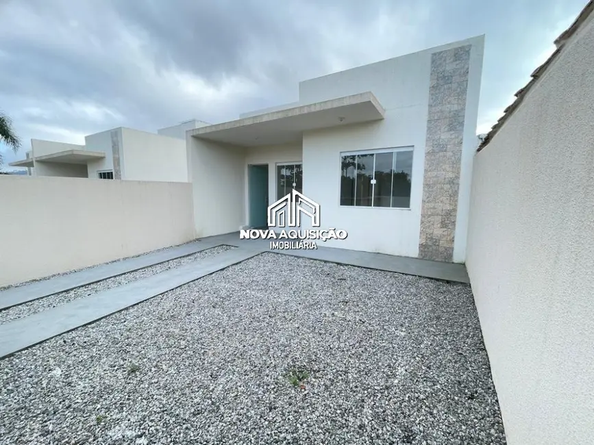 Foto 1 de Casa com 2 quartos à venda, 55m2 em Matinhos - PR