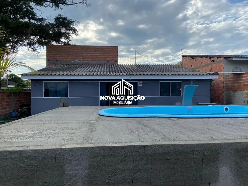 Foto 1 de Casa com 2 quartos à venda, 60m2 em Matinhos - PR