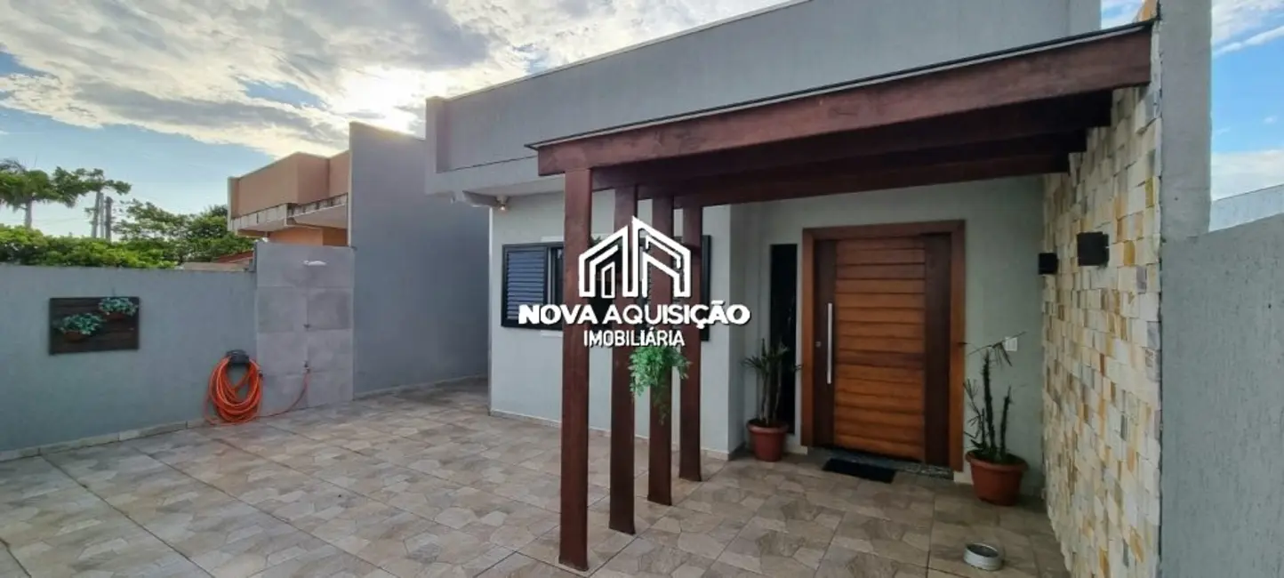 Foto 1 de Casa com 3 quartos à venda, 100m2 em Pontal Do Parana - PR