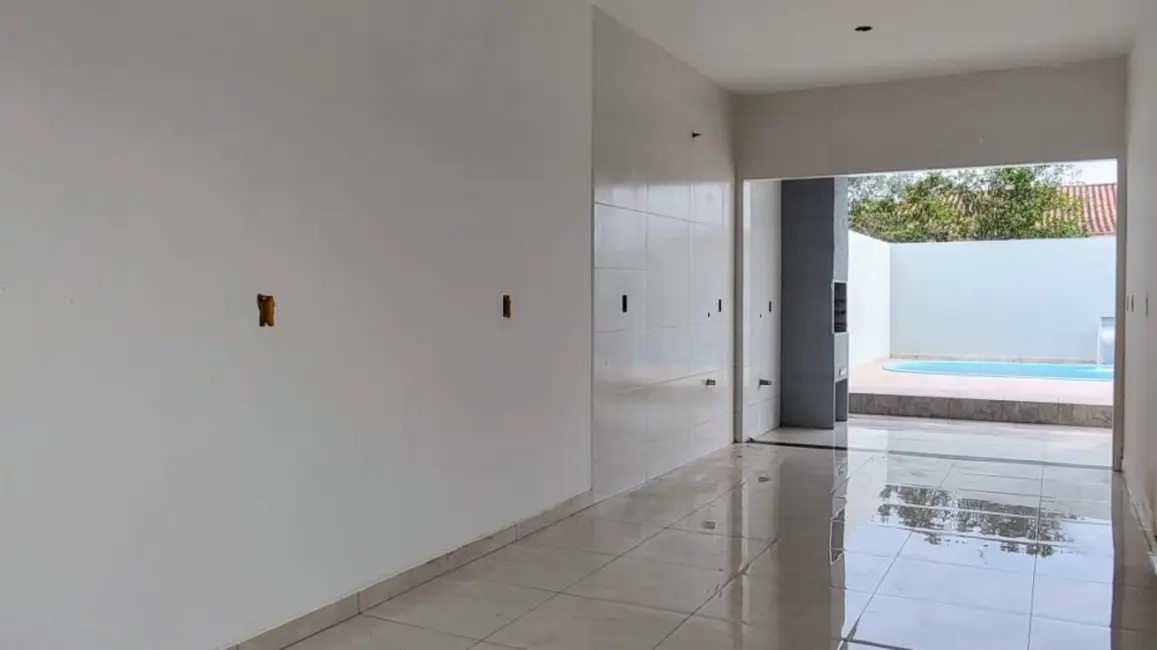Foto 9 de Casa com 2 quartos à venda, 63m2 em Pontal Do Parana - PR