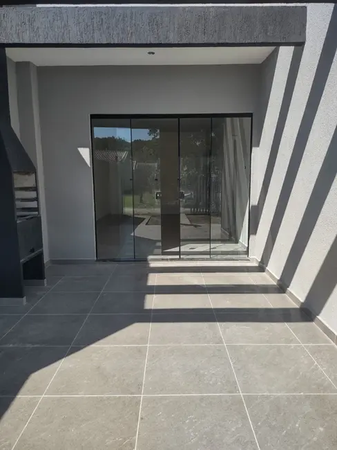 Foto 3 de Casa com 2 quartos à venda, 58m2 em Matinhos - PR