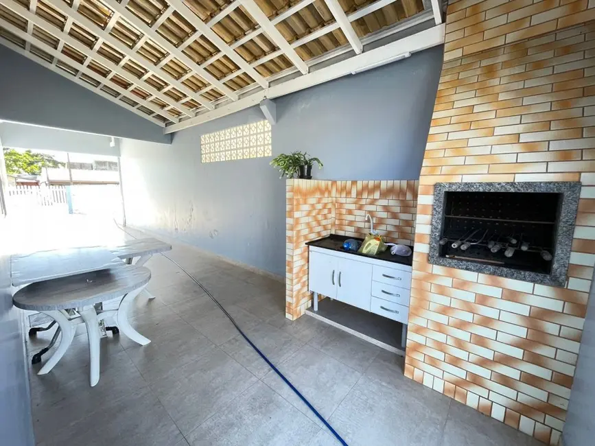 Foto 6 de Casa com 3 quartos à venda, 175m2 em Pontal Do Parana - PR