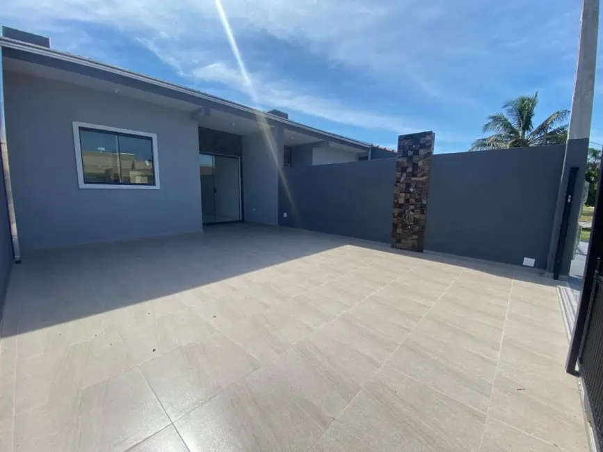 Foto 2 de Casa com 3 quartos à venda, 80m2 em Pontal Do Parana - PR