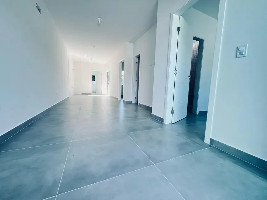 Foto 6 de Casa com 3 quartos à venda, 78m2 em Matinhos - PR