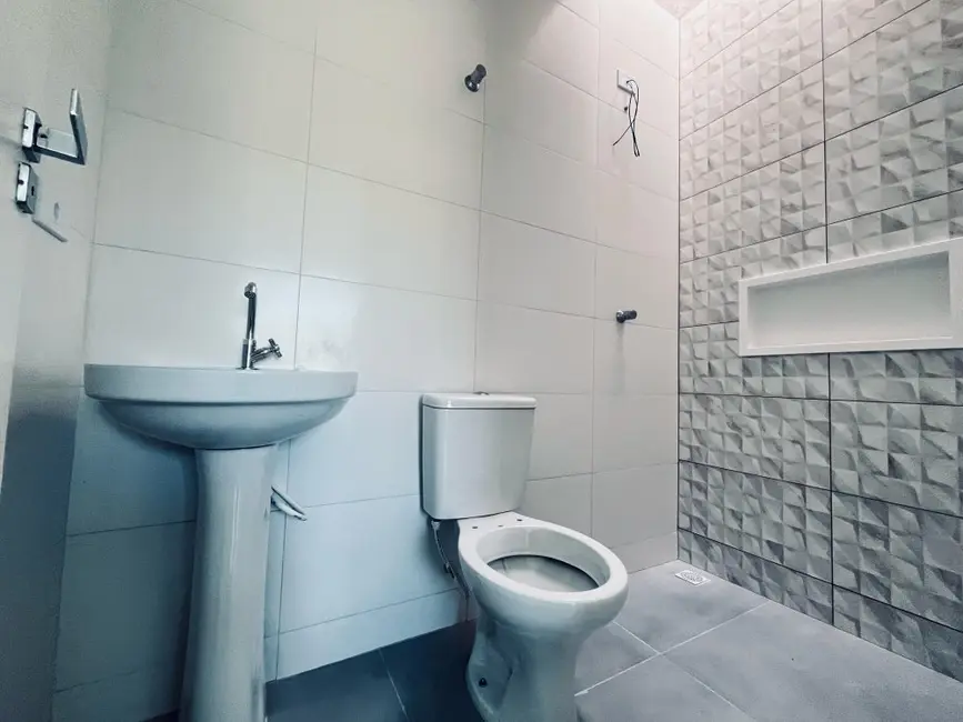 Foto 8 de Casa com 3 quartos à venda, 78m2 em Matinhos - PR