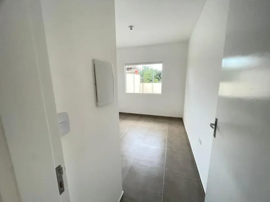 Foto 4 de Casa com 2 quartos à venda, 55m2 em Matinhos - PR