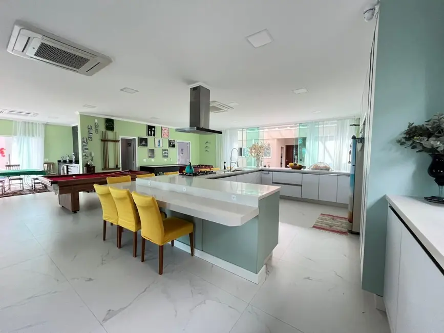 Foto 6 de Casa com 5 quartos à venda, 595m2 em Pontal Do Parana - PR