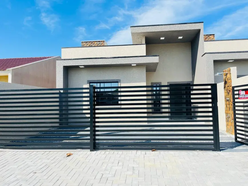 Foto 2 de Casa com 2 quartos à venda, 83m2 em Matinhos - PR