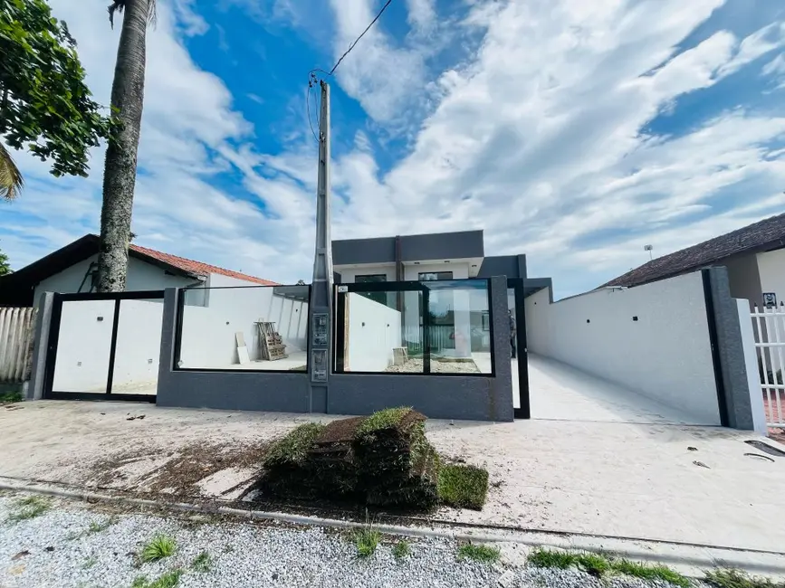 Casa com 3 quartos à venda, 78m2 em Matinhos - PR - imagem 2 Foto 2 de Casa com 3 quartos à venda, 78m2 em Matinhos - PR