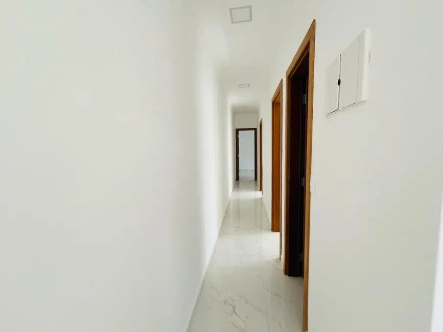 Casa com 3 quartos à venda, 78m2 em Matinhos - PR - imagem 7 Foto 7 de Casa com 3 quartos à venda, 78m2 em Matinhos - PR