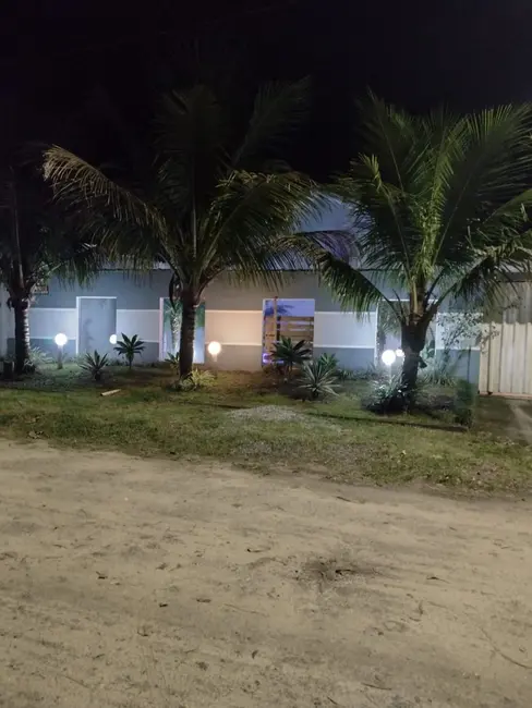 Foto 2 de Casa com 5 quartos à venda, 111m2 em Matinhos - PR