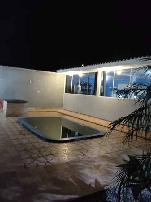 Foto 1 de Casa com 5 quartos à venda, 111m2 em Matinhos - PR