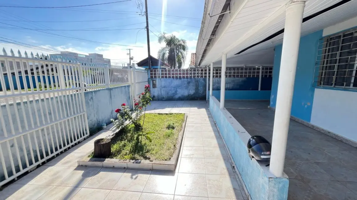 Foto 2 de Casa com 4 quartos à venda, 95m2 em Pontal Do Parana - PR
