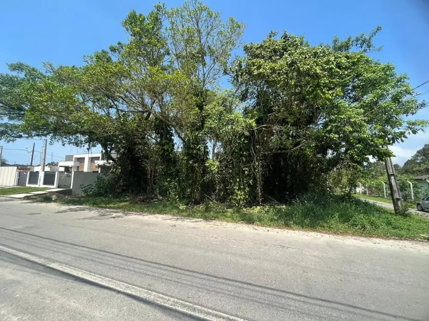 Foto 1 de Terreno / Lote à venda, 375m2 em Matinhos - PR