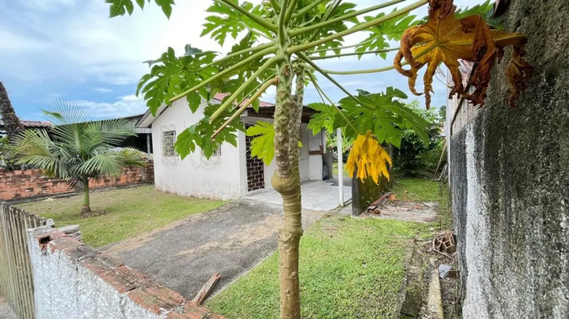 Foto 2 de Casa com 2 quartos à venda, 40m2 em Pontal Do Parana - PR