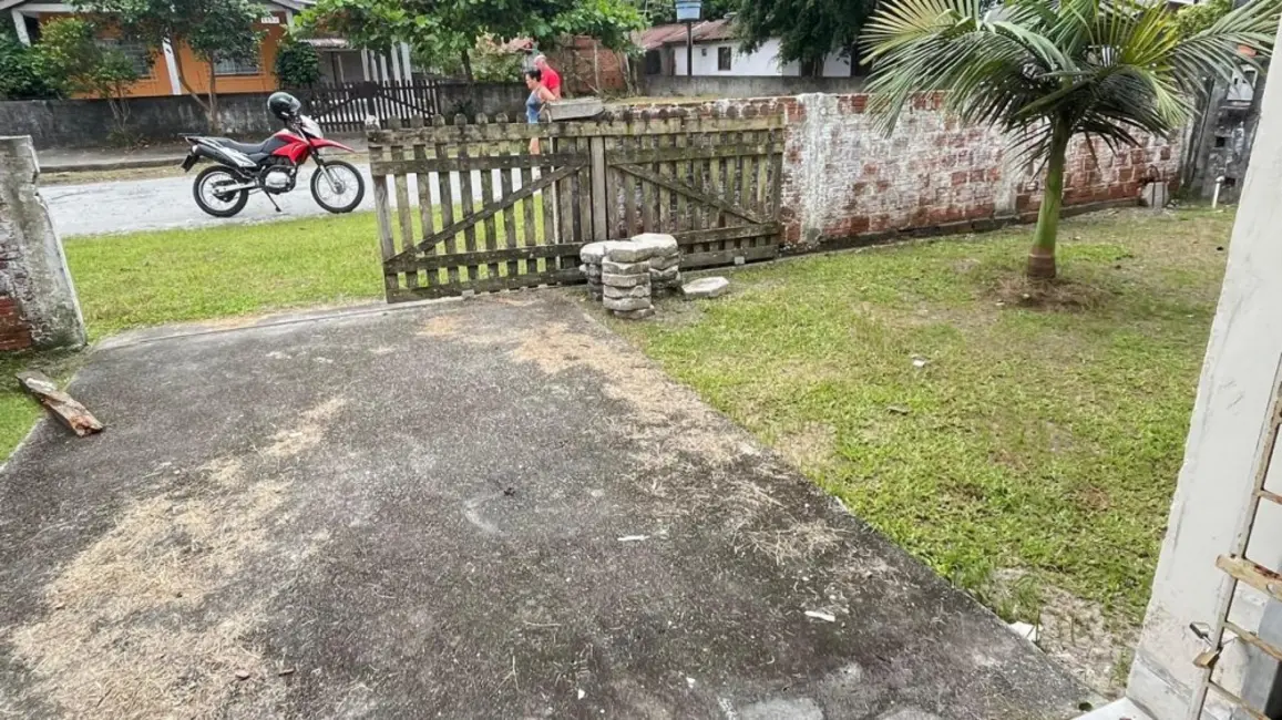 Foto 4 de Casa com 2 quartos à venda, 40m2 em Pontal Do Parana - PR